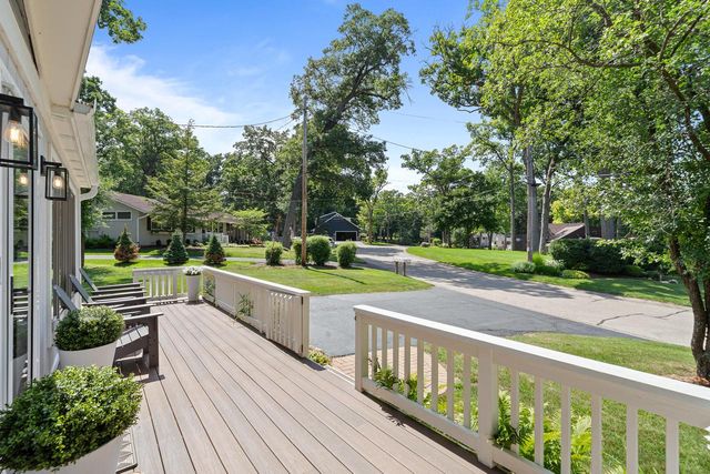 413 Hillcrest DRIVE, Fontana, WI 53125
