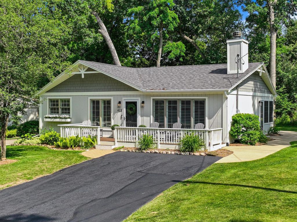 413 Hillcrest DRIVE, Fontana, WI 53125