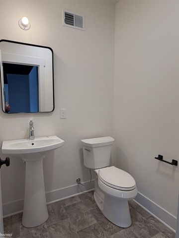 5311 Championship Drive 39, Linden, MI 48451