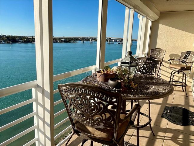 6093 BAHIA DEL MAR CIRCLE 676, St Petersburg, FL 33715