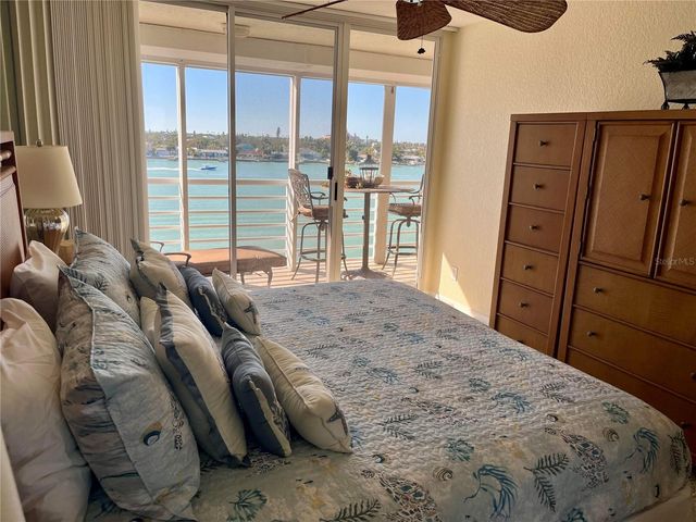 6093 BAHIA DEL MAR CIRCLE 676, St Petersburg, FL 33715