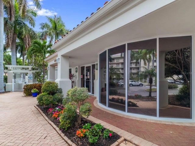 6093 BAHIA DEL MAR CIRCLE 676, St Petersburg, FL 33715