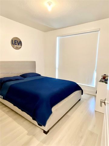 4700 NW 84th Ave 15, Doral, FL 33166
