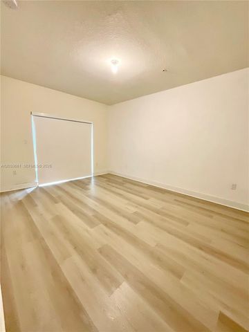 4700 NW 84th Ave 15, Doral, FL 33166