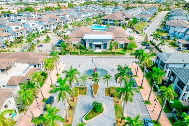 4700 NW 84th Ave 15, Doral, FL 33166