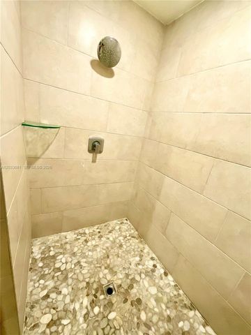 4700 NW 84th Ave 15, Doral, FL 33166