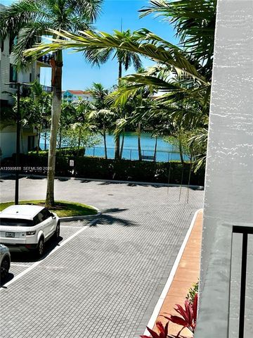 4700 NW 84th Ave 15, Doral, FL 33166