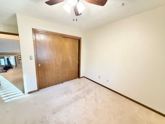 4685 High Point Drive 17, Rockford, IL 61114