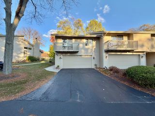 4685 High Point Drive 17, Rockford, IL 61114