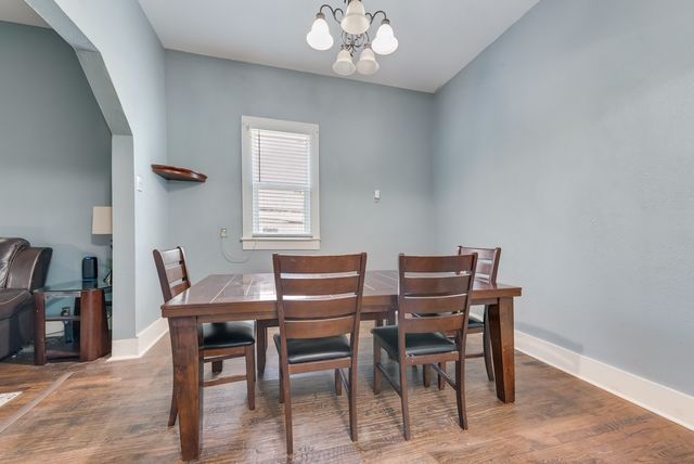 308 W Gilmer Street, Ennis, TX 75119