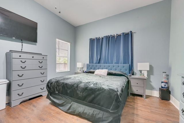308 W Gilmer Street, Ennis, TX 75119