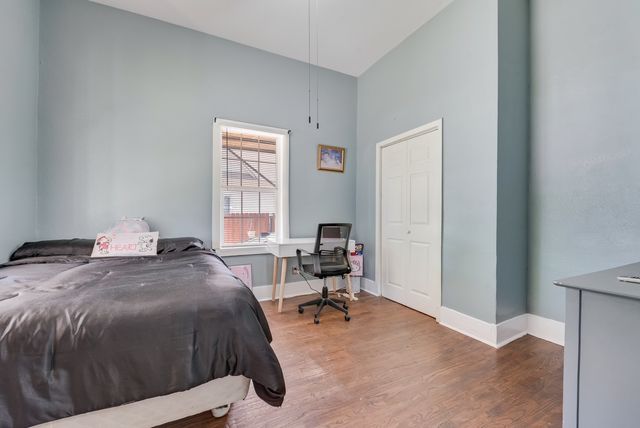 308 W Gilmer Street, Ennis, TX 75119