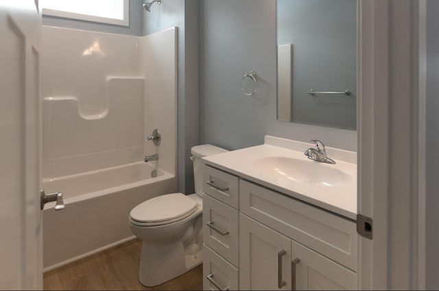 557 Ira Avenue, Kalamazoo, MI 49048