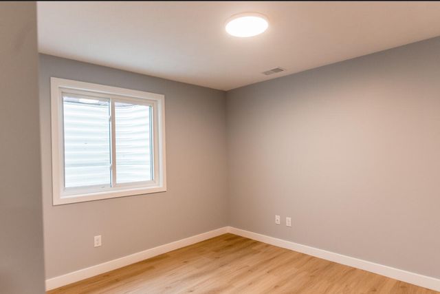 557 Ira Avenue, Kalamazoo, MI 49048