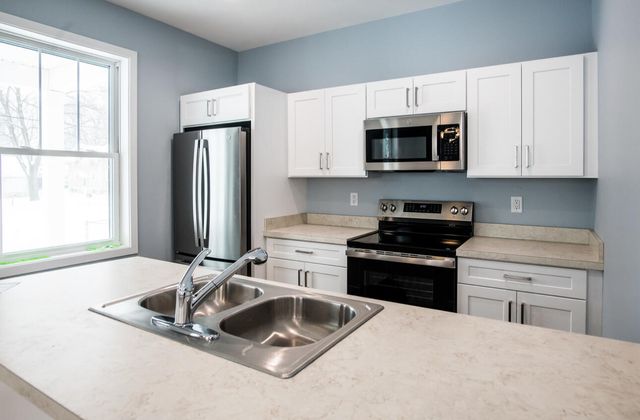 557 Ira Avenue, Kalamazoo, MI 49048