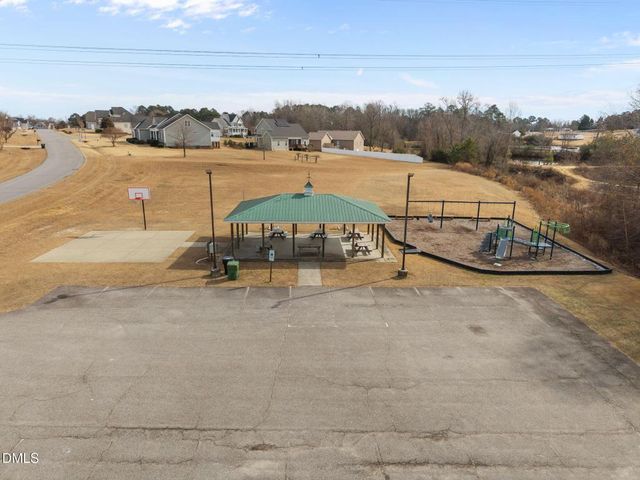 16 Keystone Court, Angier, NC 27501