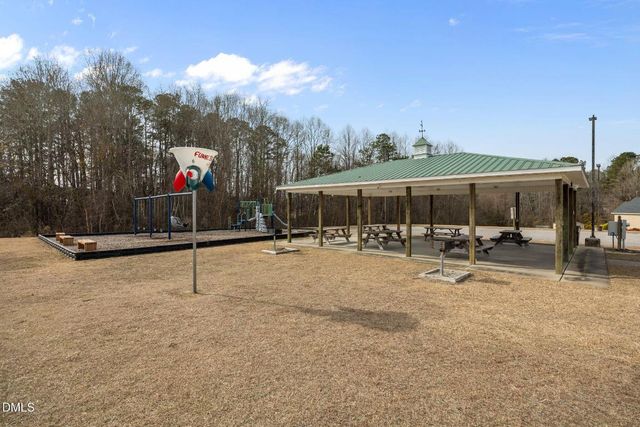 16 Keystone Court, Angier, NC 27501