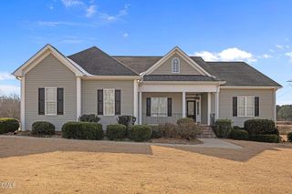 16 Keystone Court, Angier, NC 27501