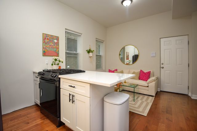 3505 N Sheffield Avenue 1R, Chicago, IL 60657