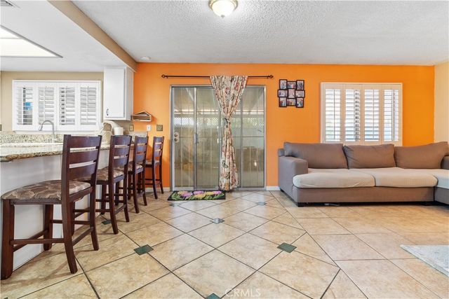 1809 W Avenue K9, Lancaster, CA 93534