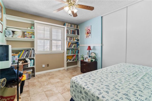 1809 W Avenue K9, Lancaster, CA 93534