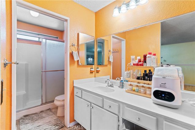 1809 W Avenue K9, Lancaster, CA 93534