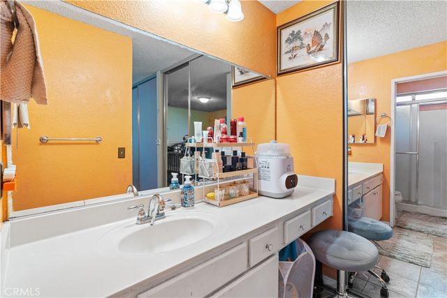 1809 W Avenue K9, Lancaster, CA 93534