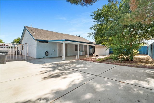 1809 W Avenue K9, Lancaster, CA 93534