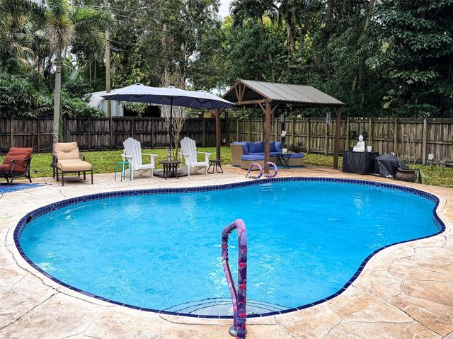 5148 SW 28th Terrace, Fort Lauderdale, FL 33312