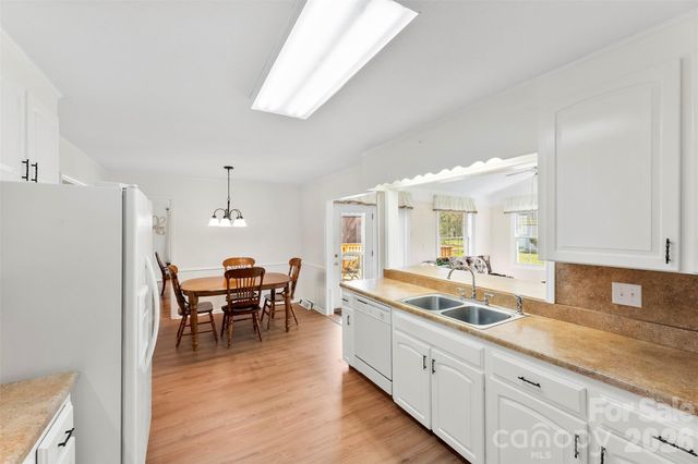 1347 Meadow Lakes Road, Rock Hill, SC 29732