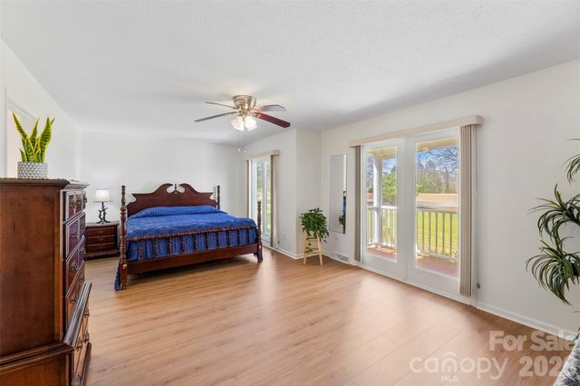 1347 Meadow Lakes Road, Rock Hill, SC 29732