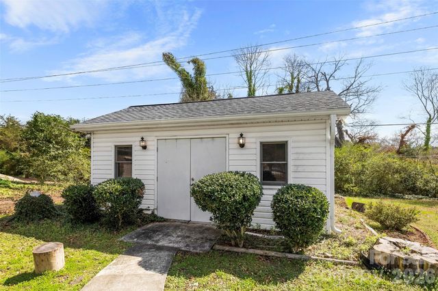 1347 Meadow Lakes Road, Rock Hill, SC 29732