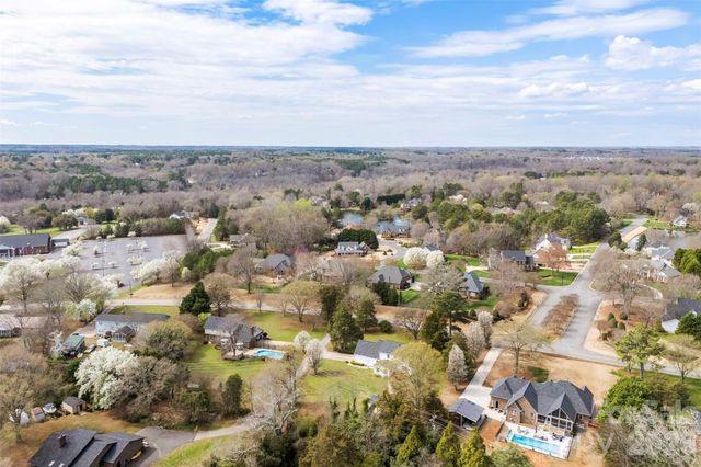 1347 Meadow Lakes Road, Rock Hill, SC 29732