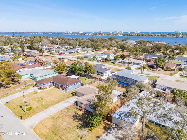 743 Knollview Boulevard, Ormond Beach, FL 32174