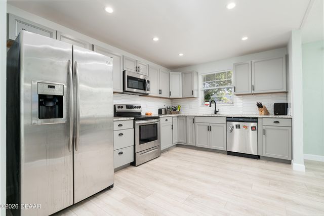 743 Knollview Boulevard, Ormond Beach, FL 32174