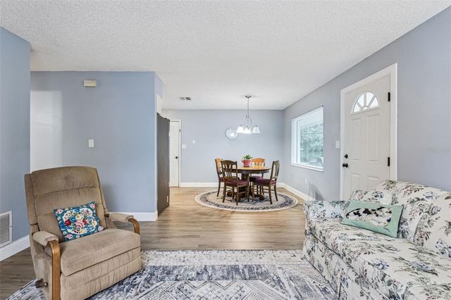 690 E JACKSON AVENUE, Mount Dora, FL 32757