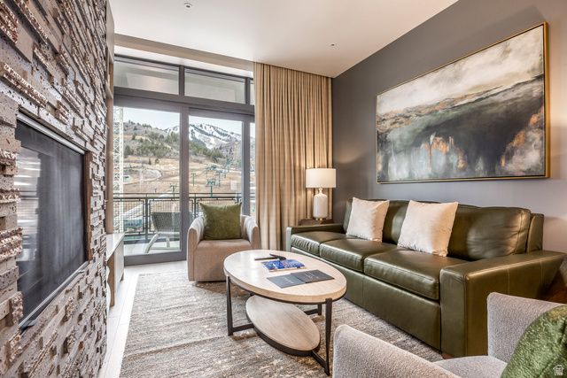 1702 W GLENCOE MOUNTAIN WAY #7043, Park City, UT 84060