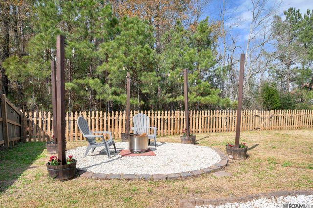 26017 Willow Wood St, Denham Springs, LA 70726