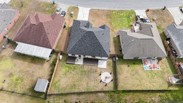 26017 Willow Wood St, Denham Springs, LA 70726