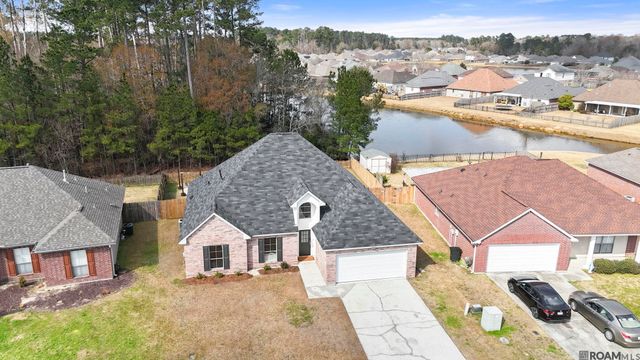 26017 Willow Wood St, Denham Springs, LA 70726