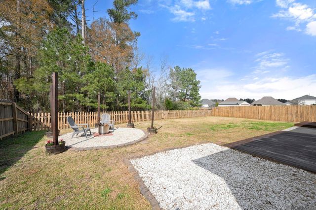 26017 Willow Wood St, Denham Springs, LA 70726