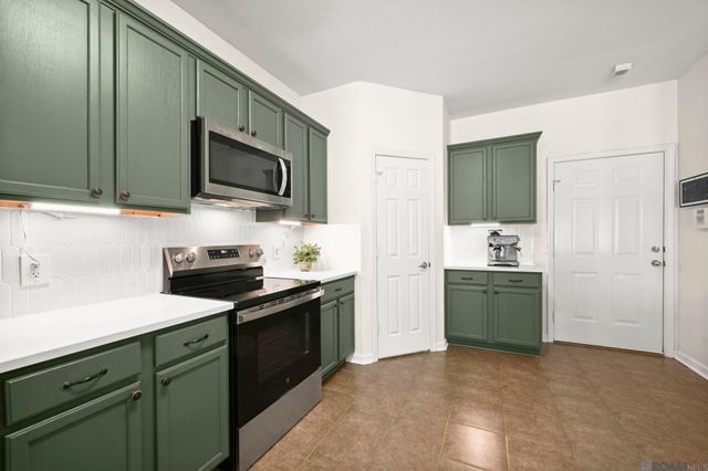 26017 Willow Wood St, Denham Springs, LA 70726