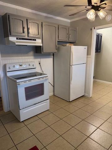 29 Green Valley Road, Vanceburg, KY 41179