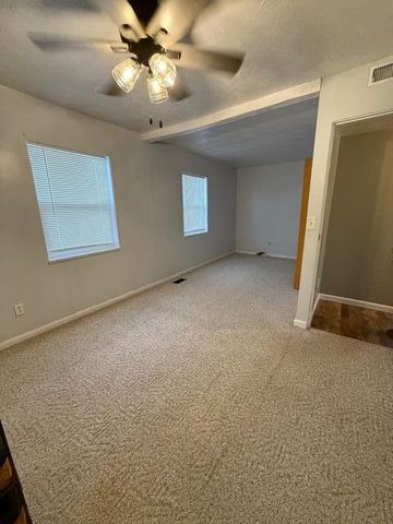 29 Green Valley Road, Vanceburg, KY 41179