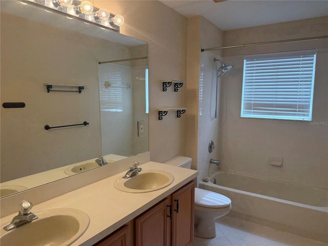 9212 MEADOW LANE COURT, Tampa, FL 33647