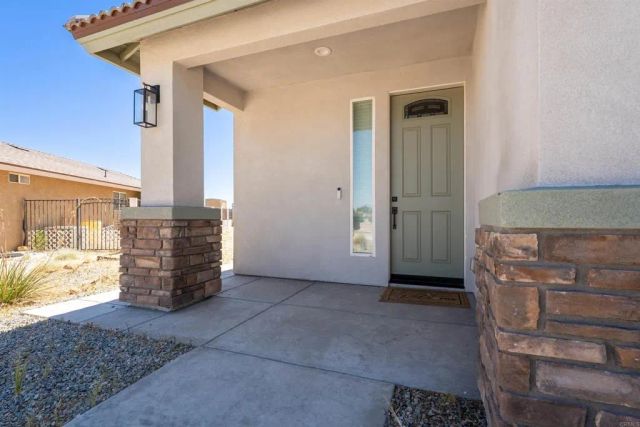 14277 Glenview Court, Victorville, CA 92395