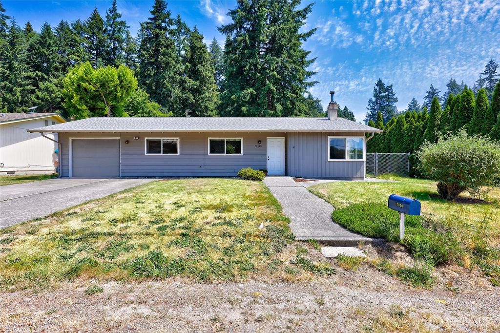 17940 9th Avenue NE, Poulsbo, WA 98370