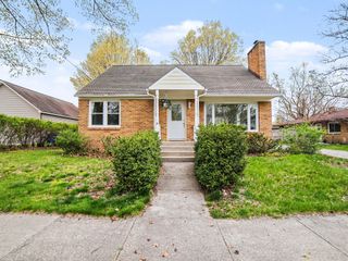 258 3rd Street, Pentwater Vlg, MI 49449