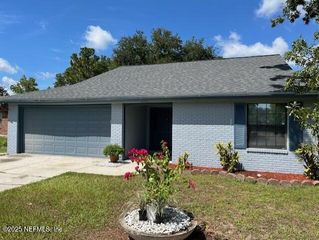 2948 SAFESHELTER Drive W, Jacksonville, FL 32225