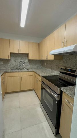 1885 W 56th St 112, Hialeah, FL 33012